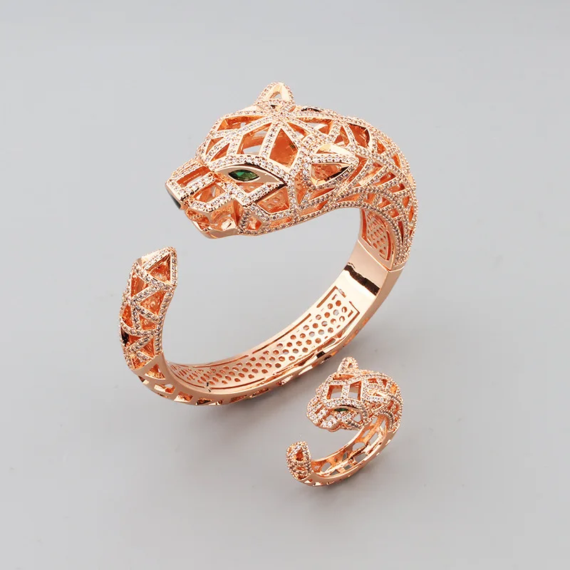 مصمم مجموعة نمط مجموعات المجوهرات النساء سيدة مطعم...