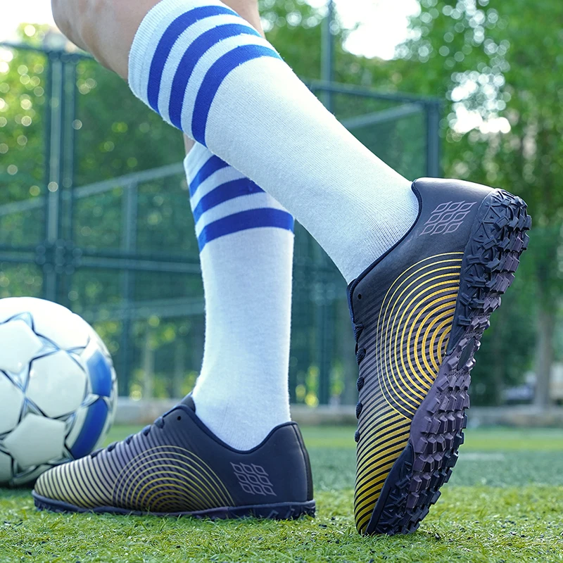 2023 new football shoes men girls outdoor sports football shoes adult football shoes 33-45  sport shoes  man shoes