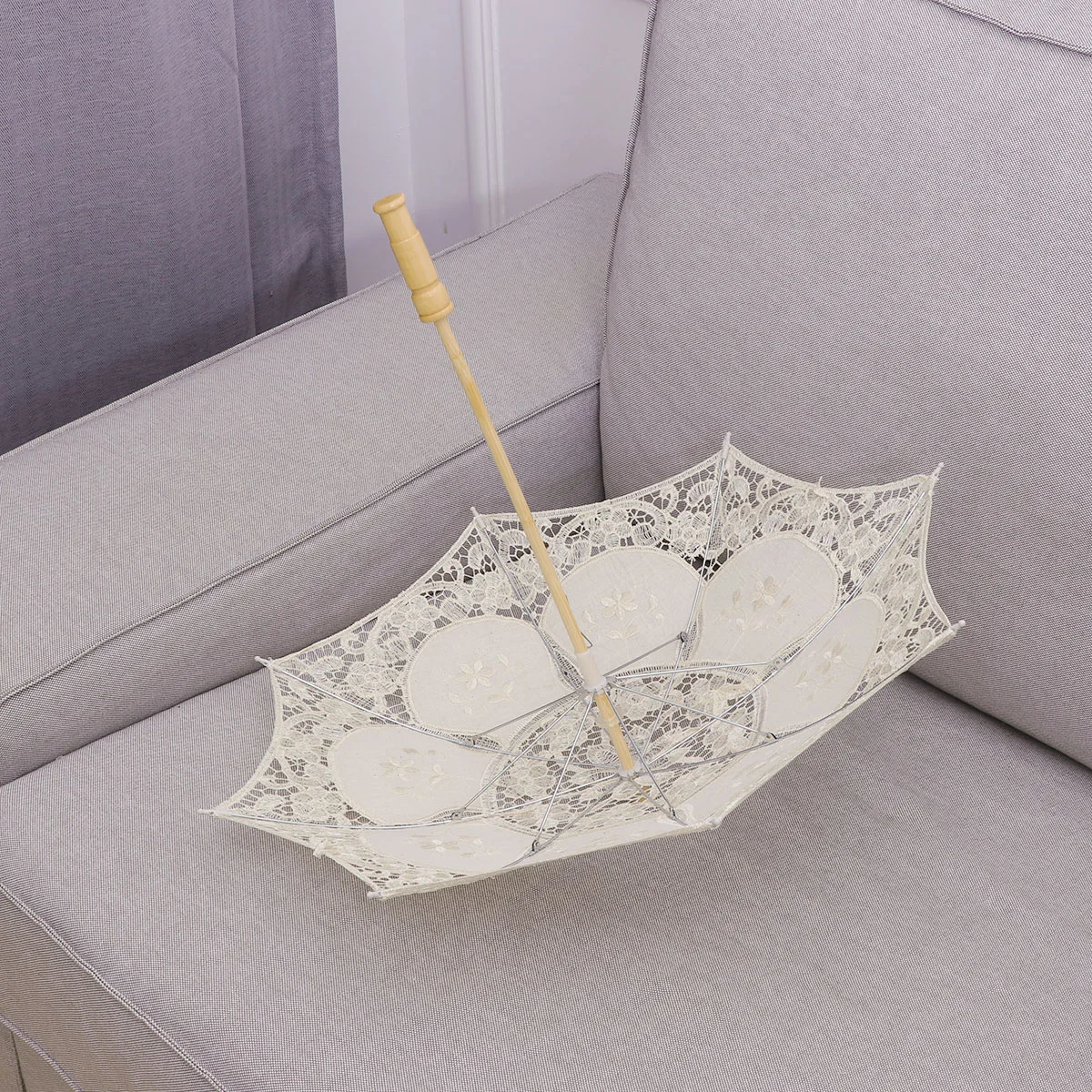 Lace Umbrella Handmade Cotton Craft Photography Prop Wedding Umbrella Decor Diameter 60cm (Beige)