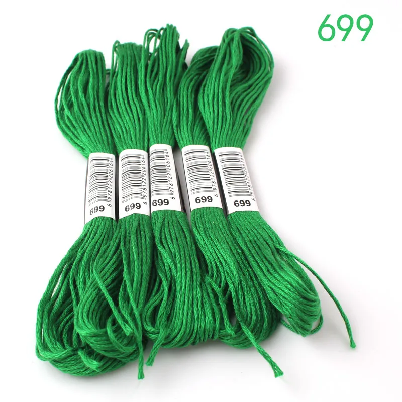 699