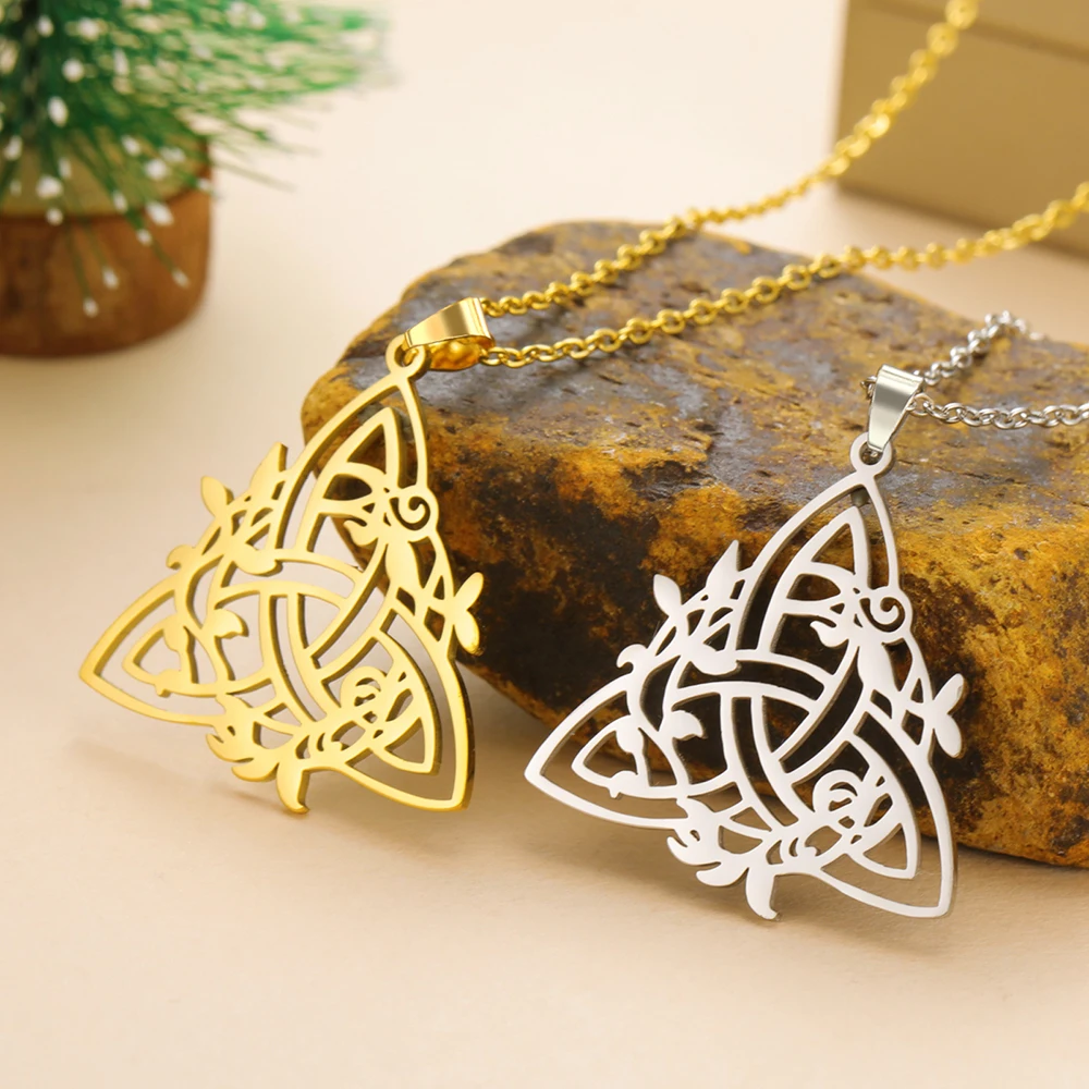 Dawapara Trinity Knoten Triquetra Halskette Kranz Celtics Knoten Glück Amulett Edelstahl Schmuck Neujahrsgeschenk