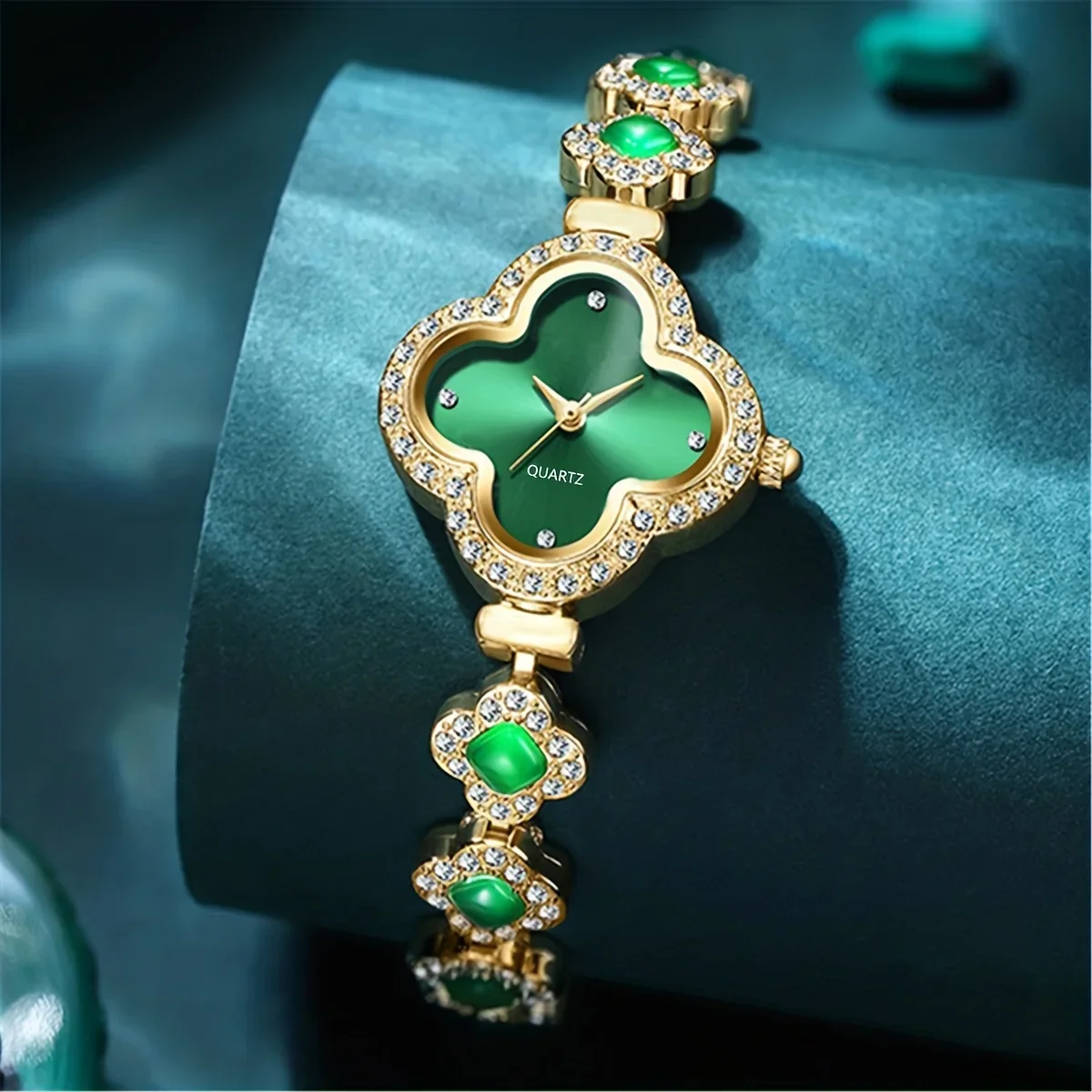 2pcs/set Women's Watch Luxury Rhinestone Clover Pointer Quartz Watch Steel Band Bracelet Wrist Watch & LOVE Bangle, Gift For Her