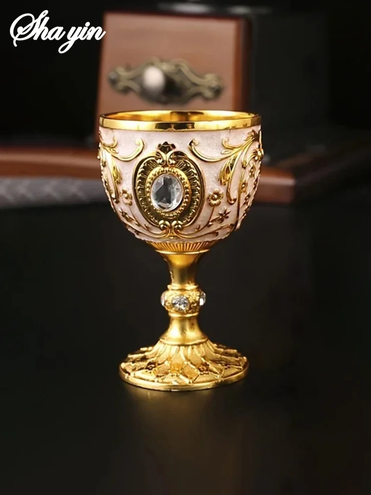 1 Stück zeitloser geprägter Kelchbecher aus Metall im Vintage-Stil, für Wein, Champagner, Likörbecher, perfekt für Bars, Restaurants, Heimdekoration – Detail 6