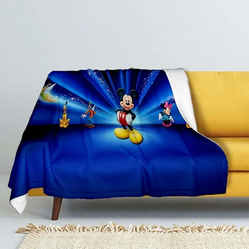 thumbnail image 1 of Manta ligera con estampado de Mickey y Minnie de Disney para sala de estar, dormitorio, habitación de los niños, manta cálida, regalo de Navidad, 1 of 5