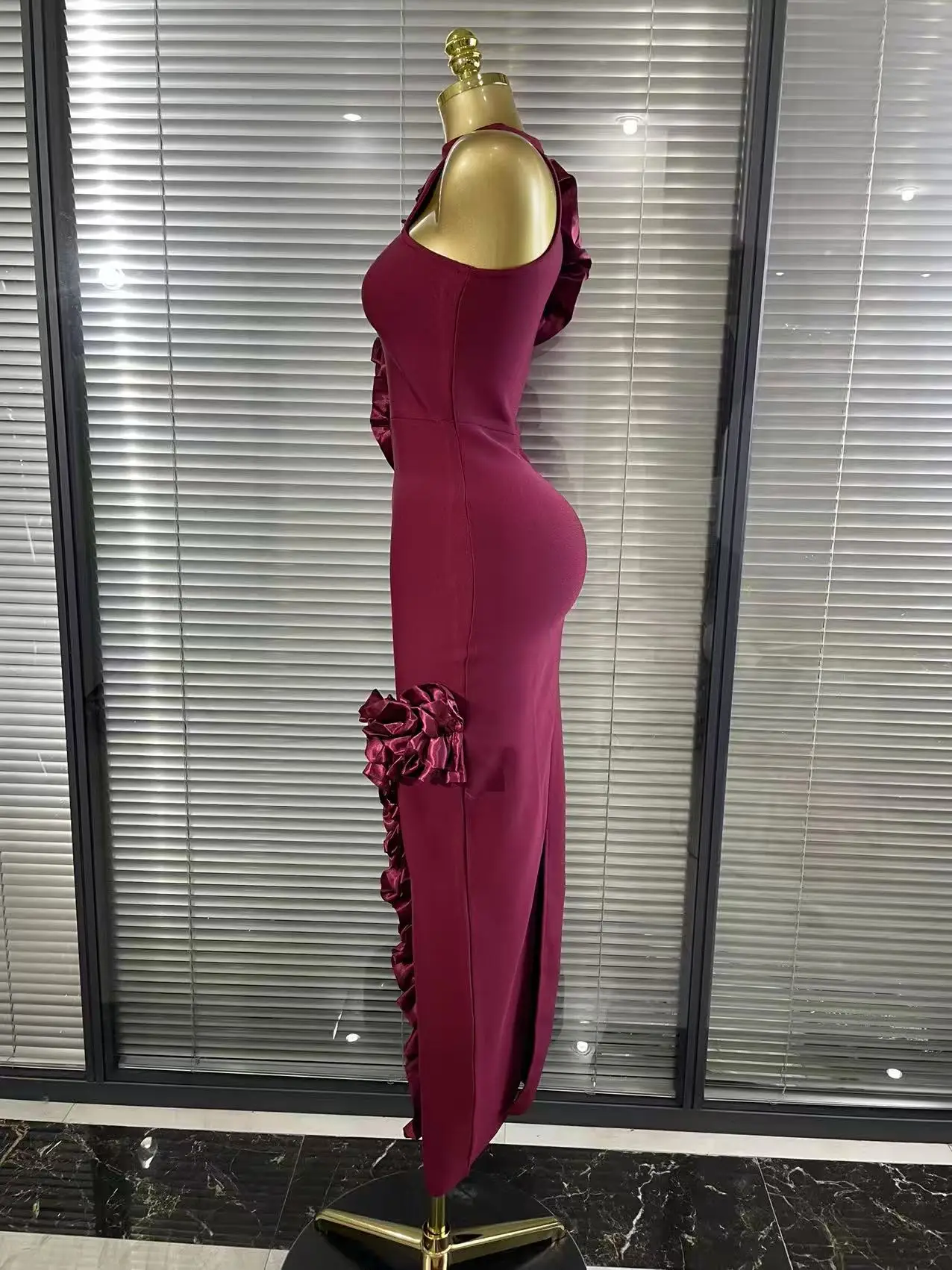 فستان سهرة أنيق بدون أكمام Xevmoni