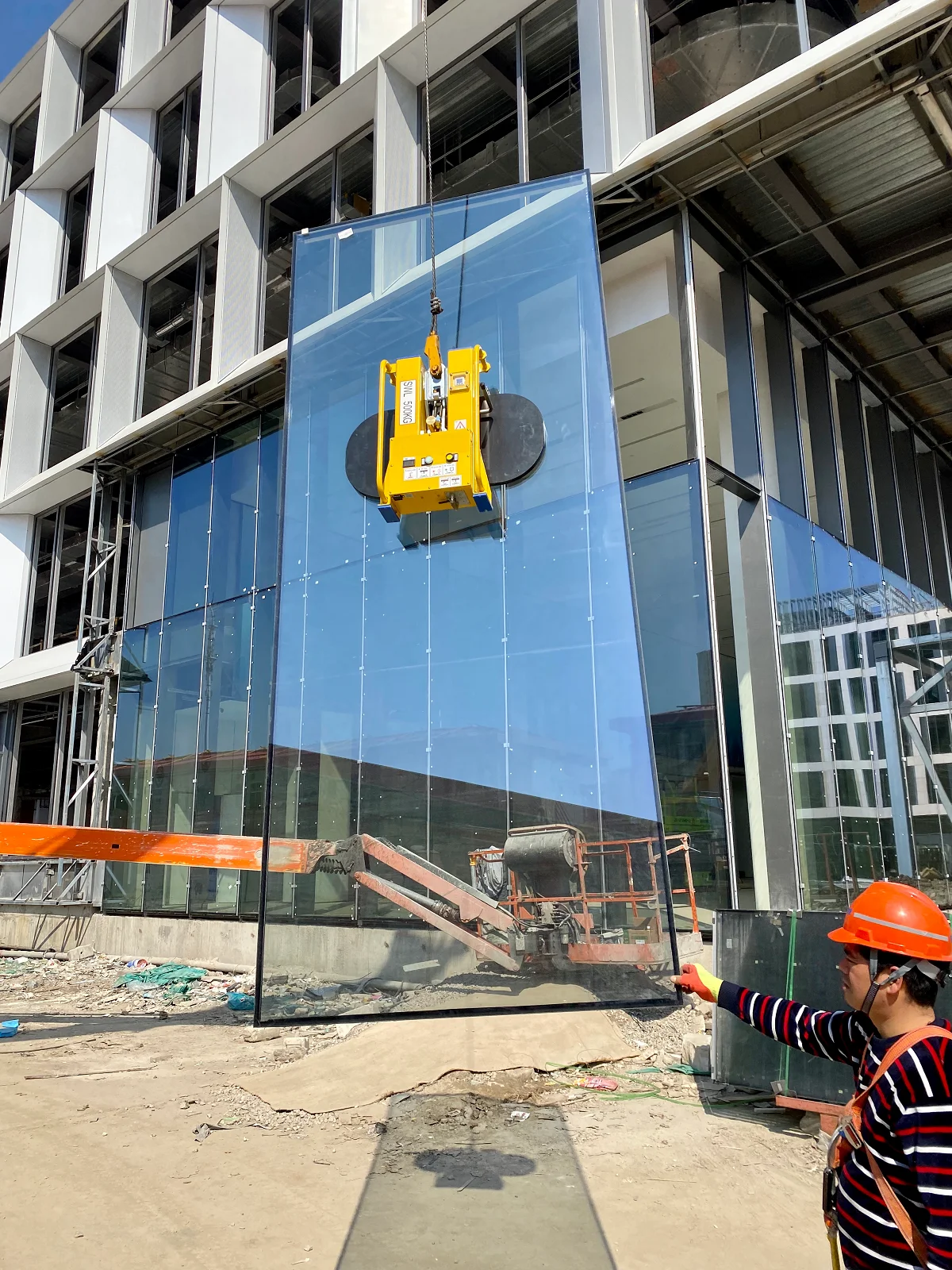 Awovolift vacuum lifter for sandwich panel roof or window vacuum glass sucker lifter mobile 500kg forklift handle