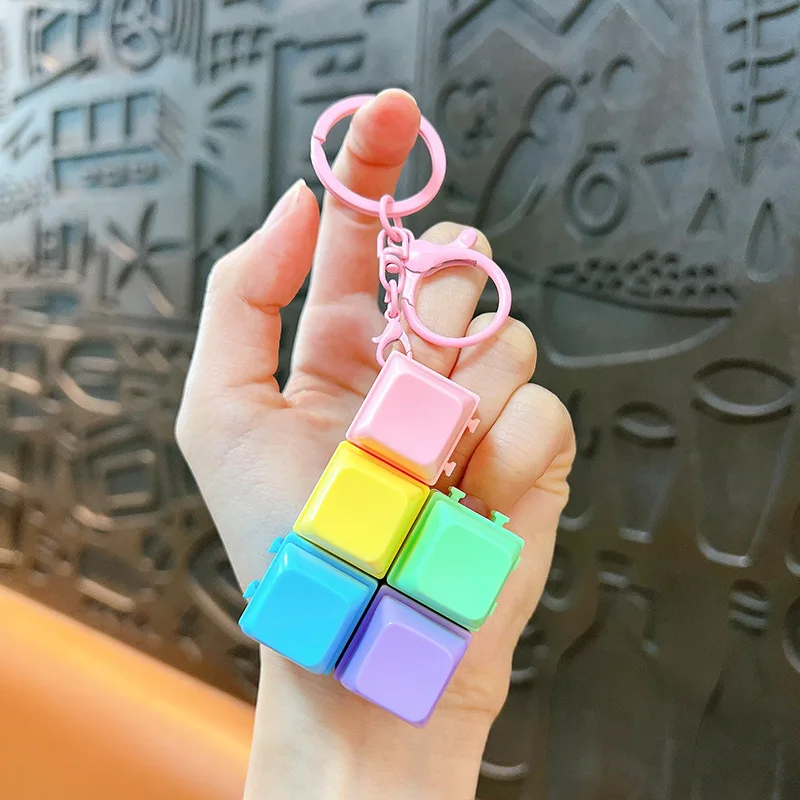 창의적인 DIY 조립 키보드 장난감 열쇠고리 귀여운 마카롱 EDC 키보드 펜던트 스트레스 해소 장난감 휴일 선물