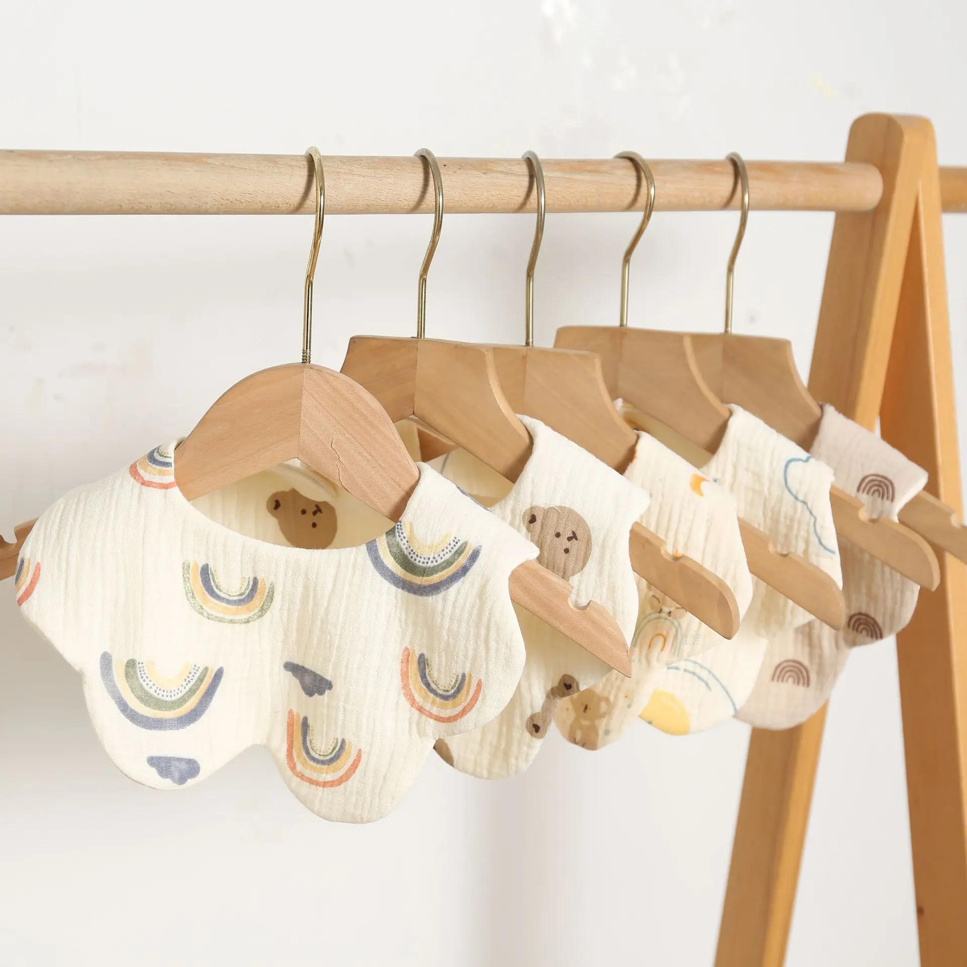 Newborn Toddler Burp Cloth Kid Bib Cotton Gauze Baby Feeding Bibs Summer Soft Petal Infants Print Saliva Towel  baby stuff 4
