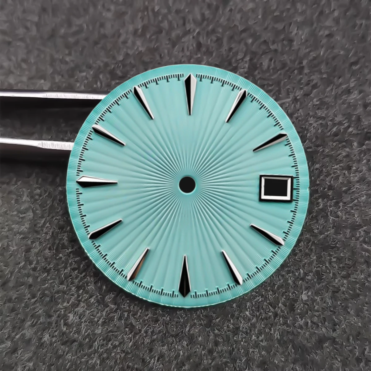 Radial Pattern 29mm Watch Dial with Single Date for Men's and Women's Watches