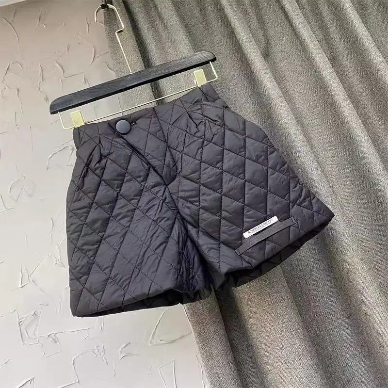 Autumn Winter Golf Wear Women Luxury Brand Golf Shorts Fashion Padded Casual Shorts Women Clothes A-line Boots