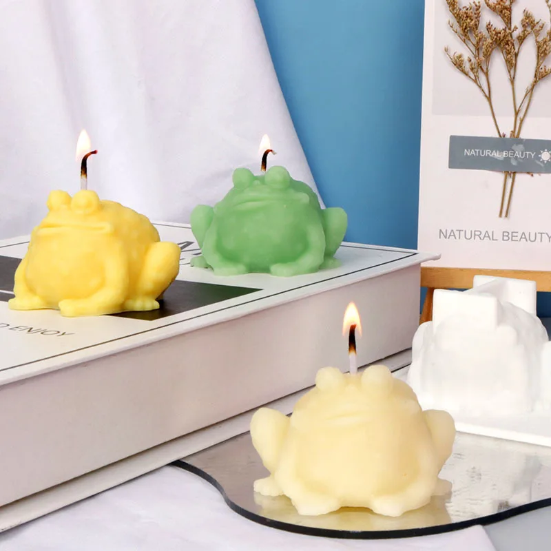 2 Holes Frog Toad Candle Mold Aromatherapy Candle Silicone Mold Animal