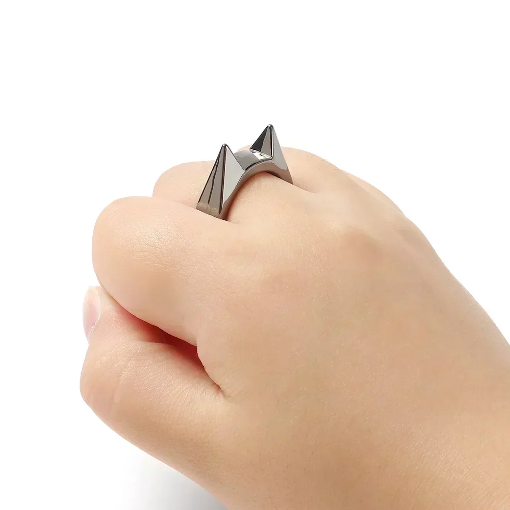 Gothic Survival Self-Defense Rings for Women Man Metal Multifunctional Knuckle Cat Ear Shape Attack Rings Girlfriends Gift