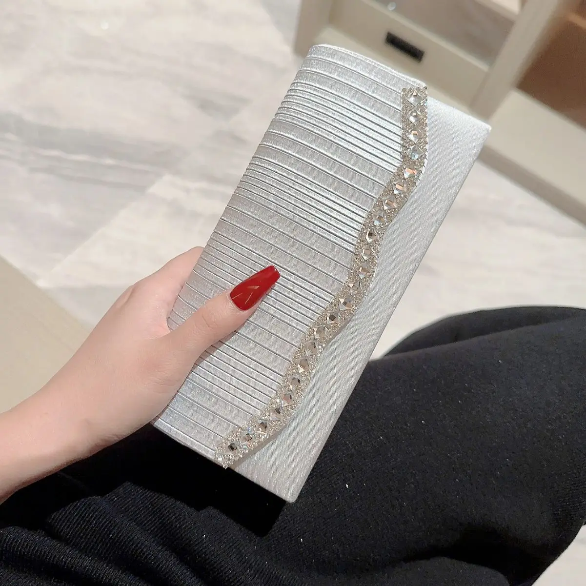 2023 New Women Diamond Clutch Bags Bling Silk Dinner Wallets Fold Mini Party Chain Bags 2 Colors Drop Shipping