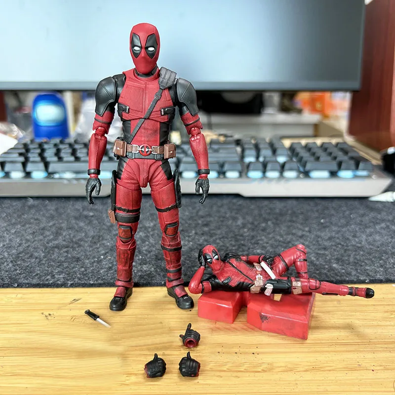 thumbnail image 1 of Figura de acción original Bandai Shf Marvel Deadpool de 6 pulgadas, modelo de juguete sin caja, colección de juguetes de escritorio con accesorios, 1 of 5