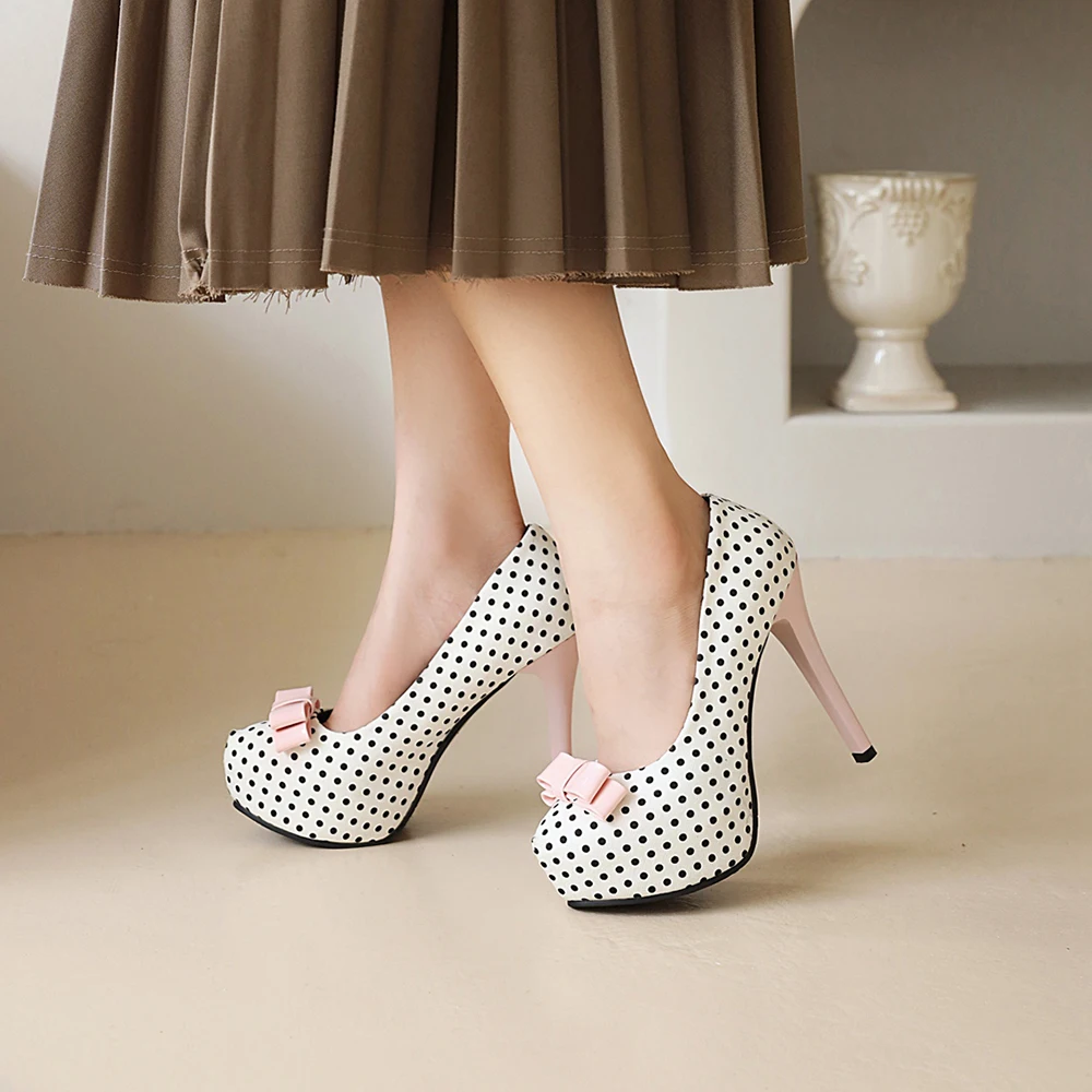 FANAN Pumps Detail 4