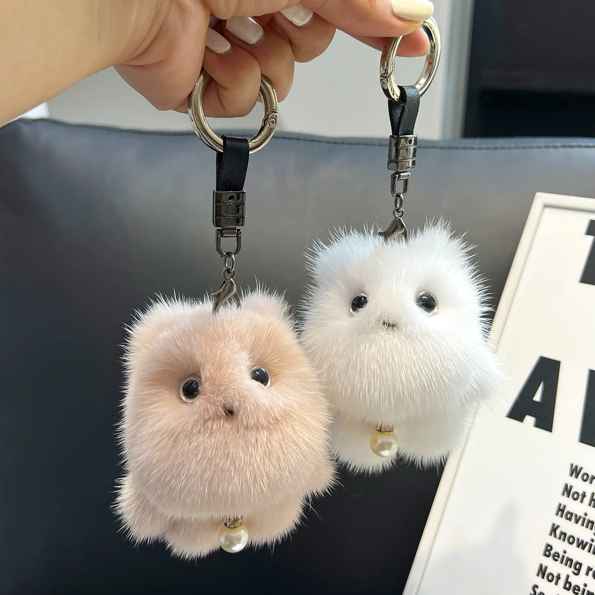 

Брелок для ключей в виде бегемота из натурального меха норки, брелок для ключей от автомобиля, брелок для ключей от рюкзака