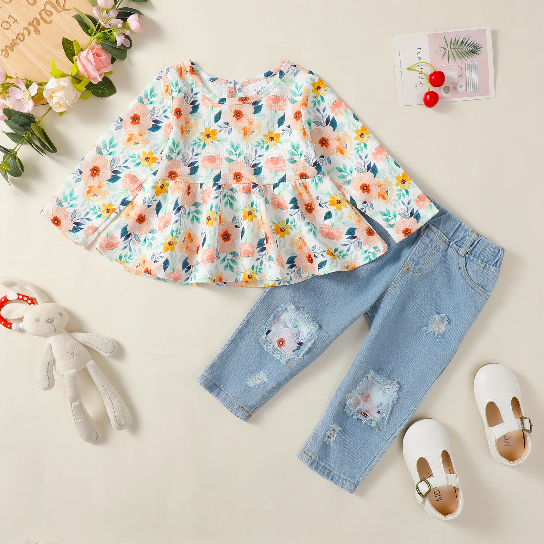 Toddler Girl Floral Blouse & Jeans Set 1