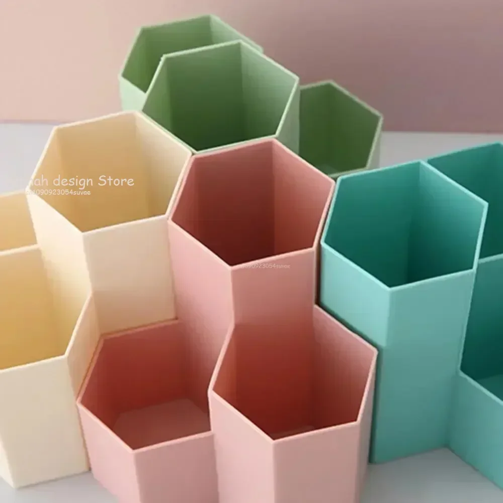 Brush Storage Box Pen Holder Large Capacity Honeycomb Shape Slant Insert Desk Organizer Plastic 3 Lattices Cosmetic Make-up Stud pen holder stationery organizer pen pencil case