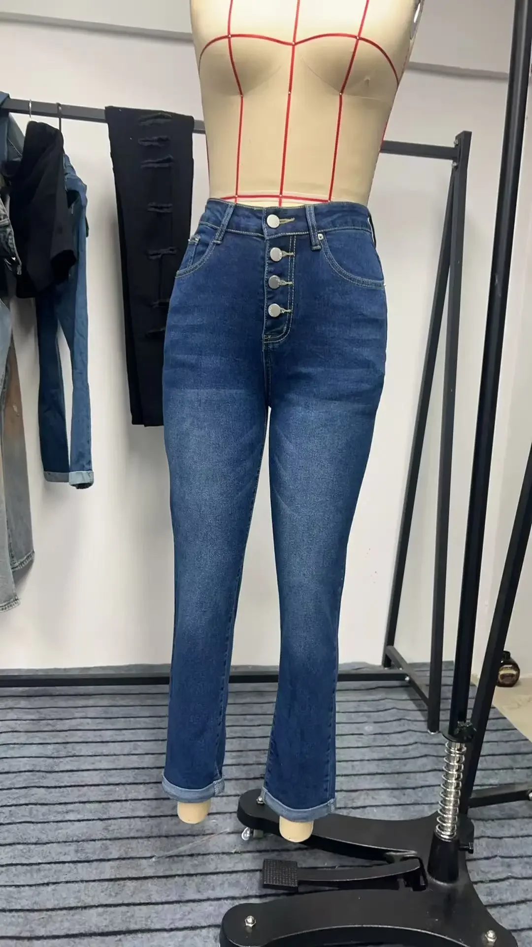 Y2k Jeans For Woman Blue Stretch Denim Pants Multiple Buttons Rolled Hem Ankle Length Fashion Trousers 6
