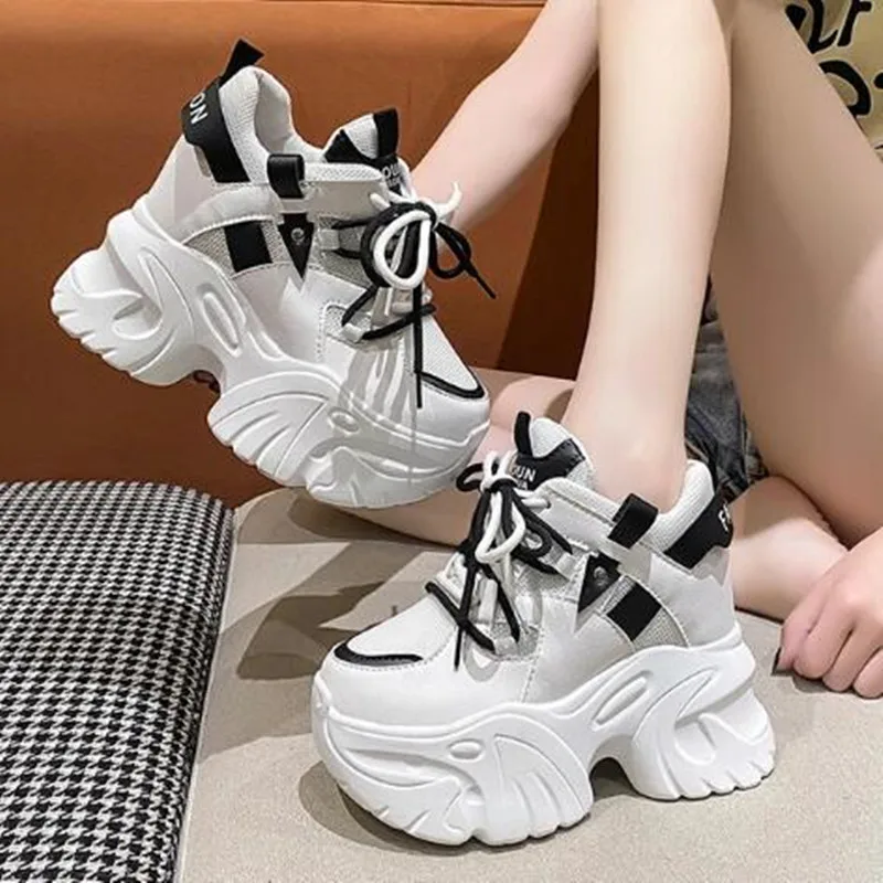 여성 플랫폼 스니커즈 레이스 업 가을 10.5CM 스포츠 아빠 신발 하이 탑 Chunky 캐주얼 신발 여성 두꺼운 바닥 메쉬 화이트 신발