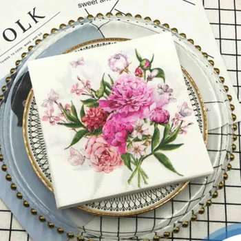 Square Paper Napkins 1