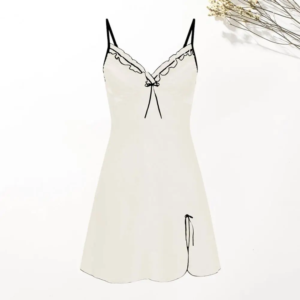 

Женская атласная ночная рубашка с V-образным вырезом