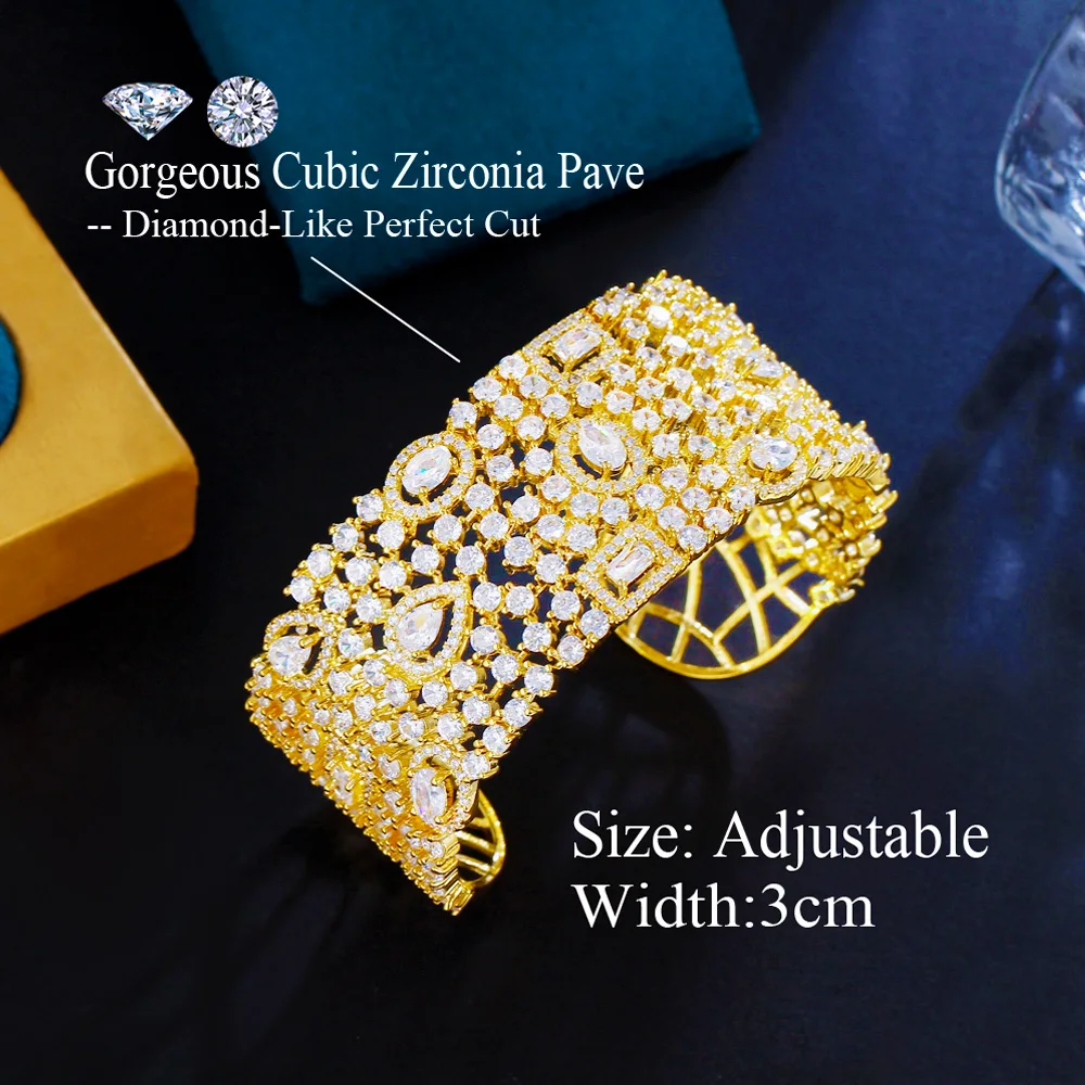 Pera Luxury Dubai Gold Color Shiny Cubic Zirconia Large Wide Open Cuff Bangle for Women Statement Hand Wear Banquet Jewelry Z084