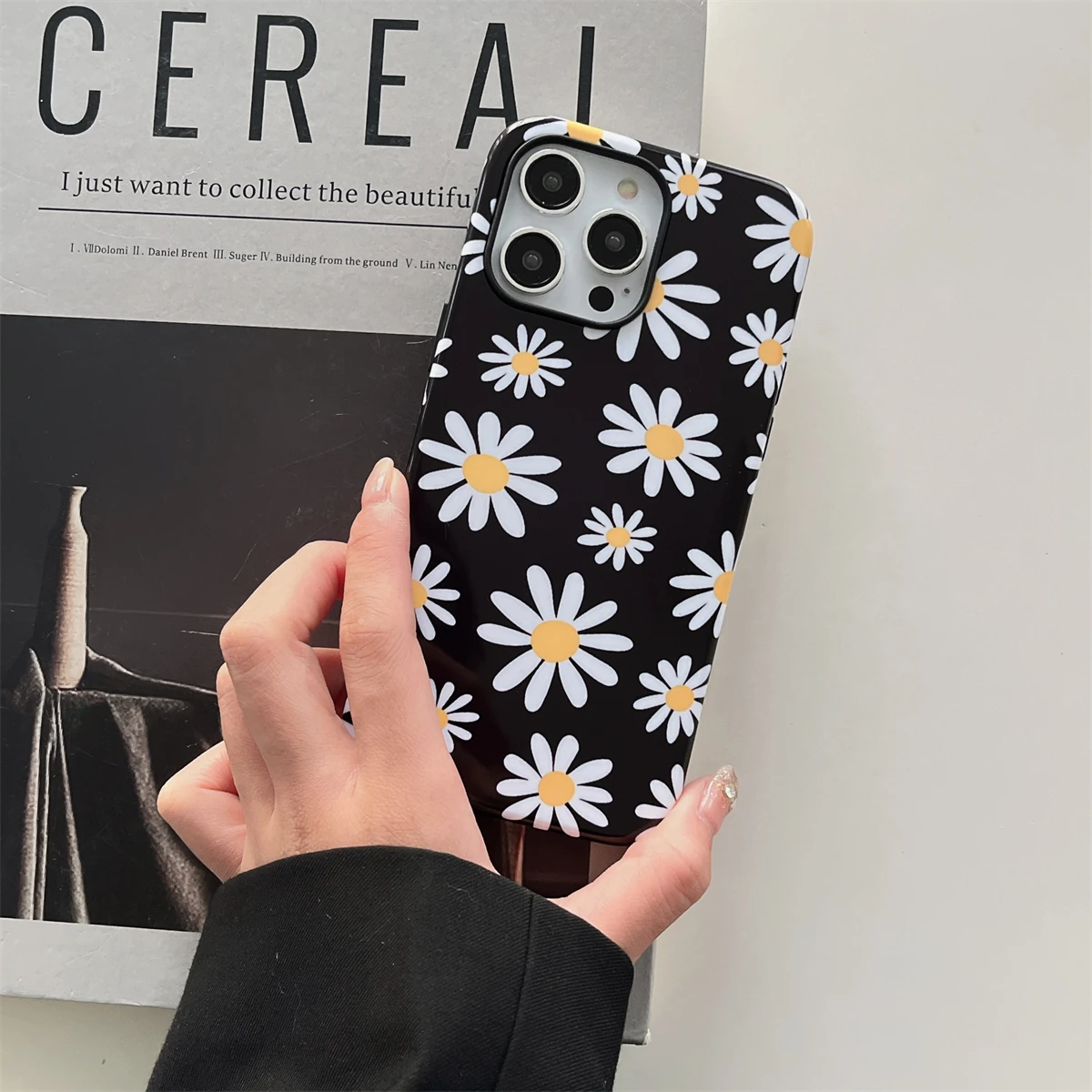 Black background flowers Phone Case Two-In-One Film Protective Shell For iPhone 15 14 13 12 11 Pro Max Plus Mini