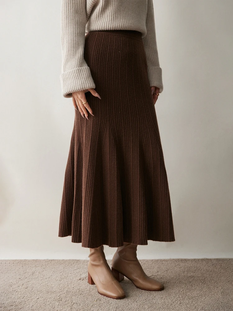 Cashmere skirt luxury