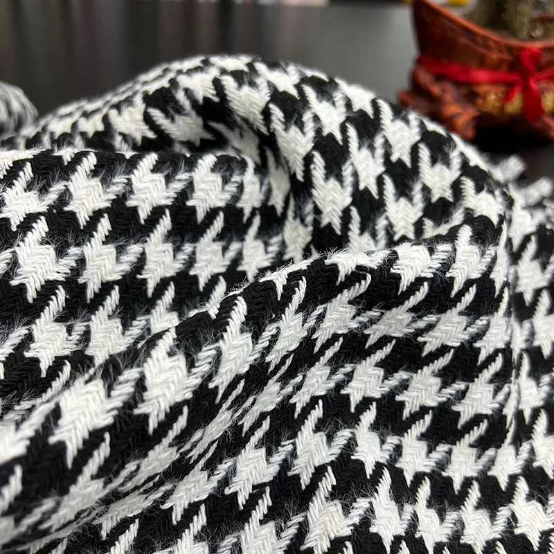 Houndstooth Woolen Fabric 3