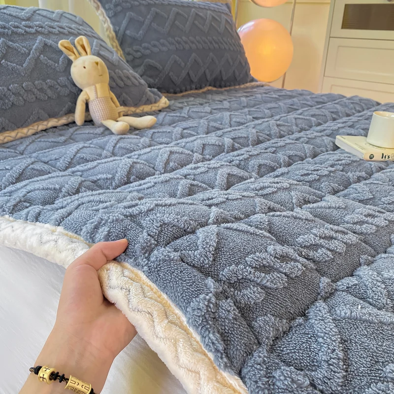 Thick Coral Fleece Mattress Pad Warm Bed Blanket Pads for Winter Solid Color for Double Beds Mattress Protector Cover mattress protector,mattress topper