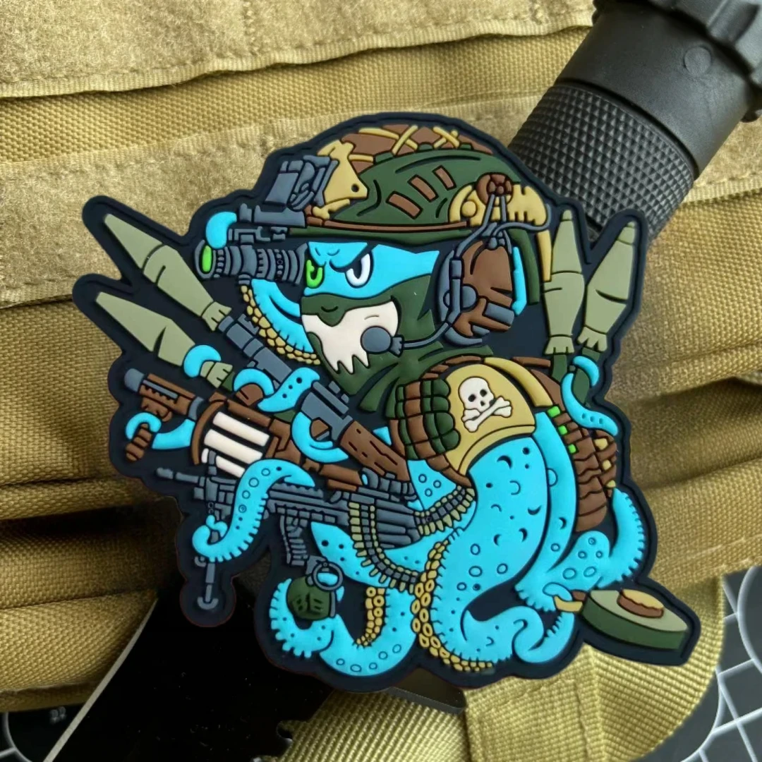 Chevron Battle Octopus Taktischer PVC-Patch, militärische Moralabzeichen, Armband, Outdoor-Rucksack, Hut, Zubehör, Haken- und Schlaufenaufkleber