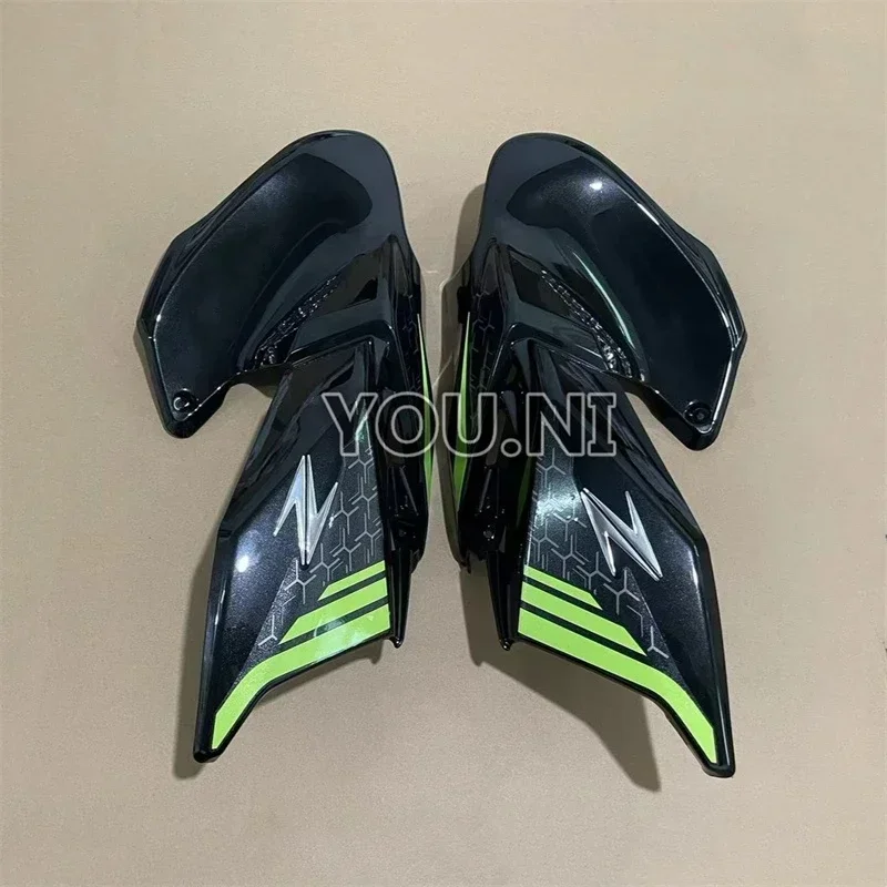 Motorcycle Side Trim Guard Gas Tank Side Panel Fairing For Z900