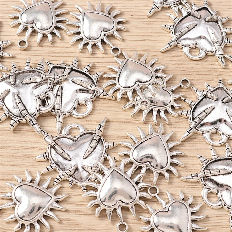 10 Stück süße Legierung Liebe Herz Charms Anhänger für Schmuckherstellung Tropfen Ohrringe Halsketten Armbänder Zubehör DIY Bastelbedarf – Detail 7