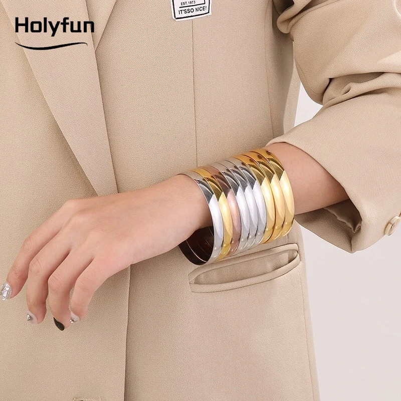Holyfun 60mm Waterproof 316L Stainless Steel Round Smooth Bracelet Bangle Women Minimalist 18k Gold Color Texture Charm Jewelry 3