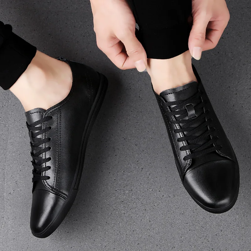 2023 Hot Sale Genuine Leather Casual Shoes Men All-match Outdoor Walking Shoes Lightweight Skate Shoes Men Flats Mens Sneakers 2