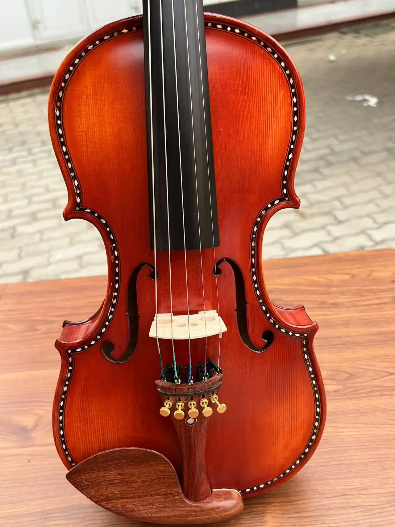 SONG 5 String Mastr Viola 15".Spurce top,Flamed Maple Back, inlay shell