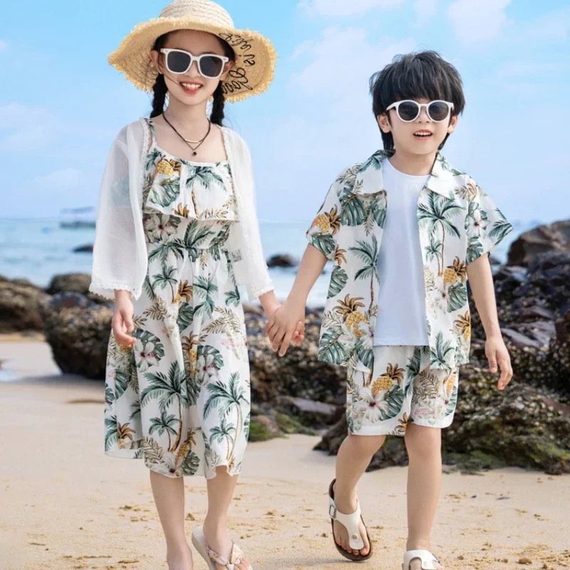 Vacation Look Couple Matching Clothes Family Clothing Mother and Daughter Resort Dress Father Beach Shirts Shorts Two Piece Sets 5