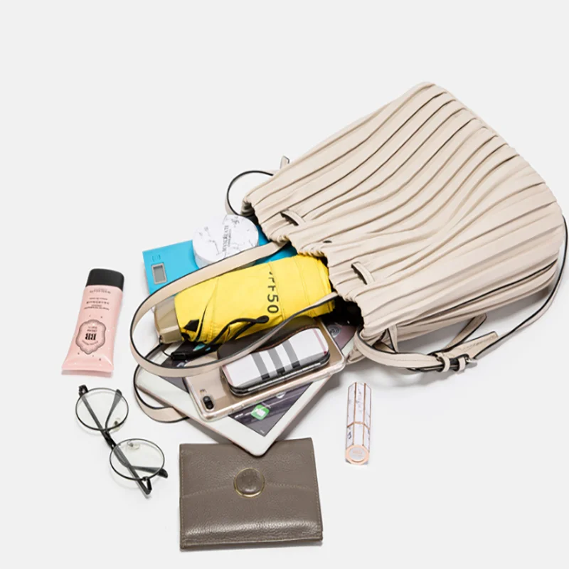 New Luxury Designer Women's Bag Lightweight Shoulder Bag Wrinkled Solid Color Leather Crossbody Bag For Women