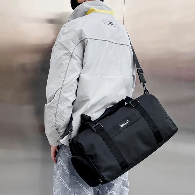 2024 New Capacity Sports Fitness  Yoga Luggage Dry and Wet Separation Women's Lightweight Short Distance Bag Men's Portable