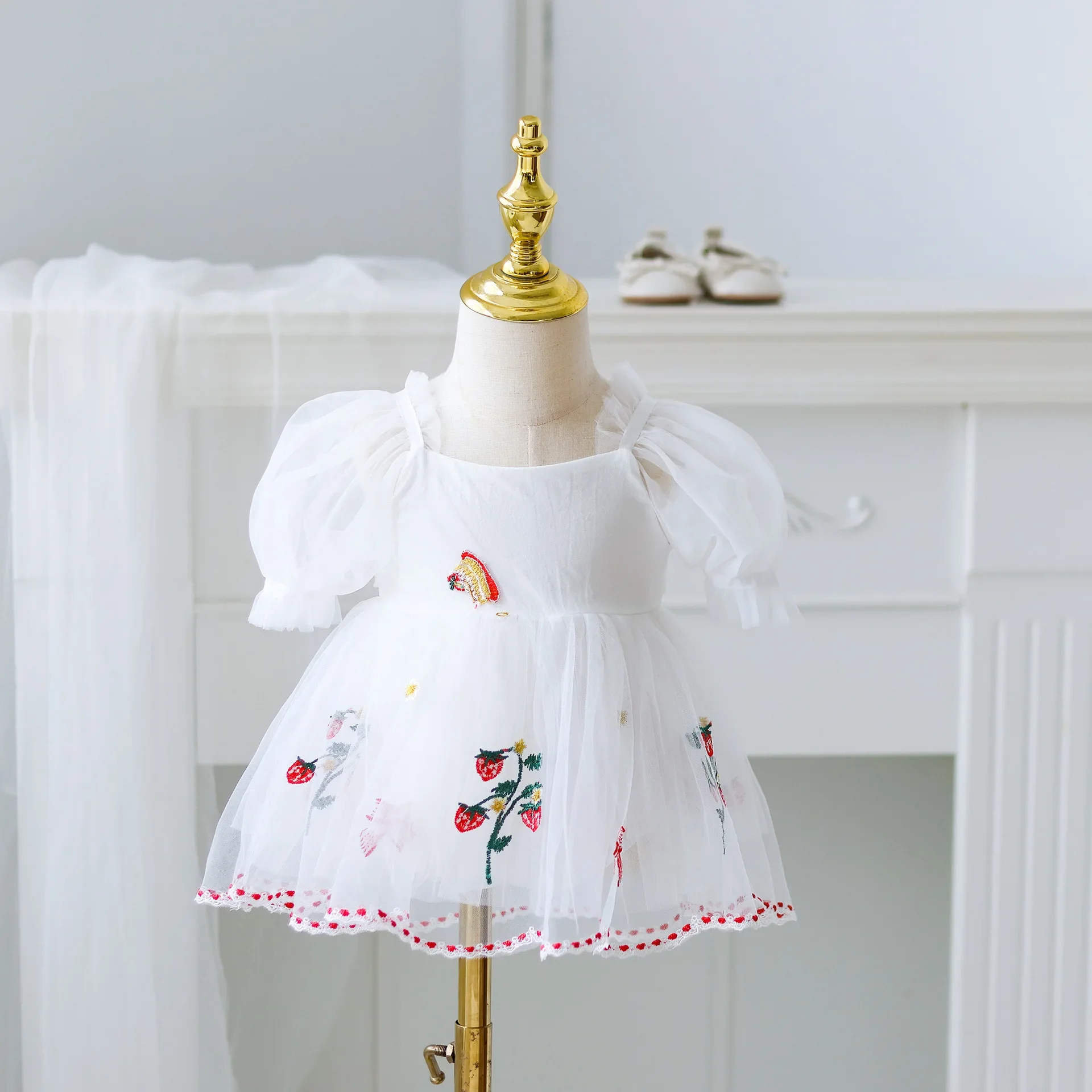 Spring Summer Embroidered Princess Onesie with Butterfly Knots And Bubble Sleeves Baby Girl Cotton Romper with Trousers