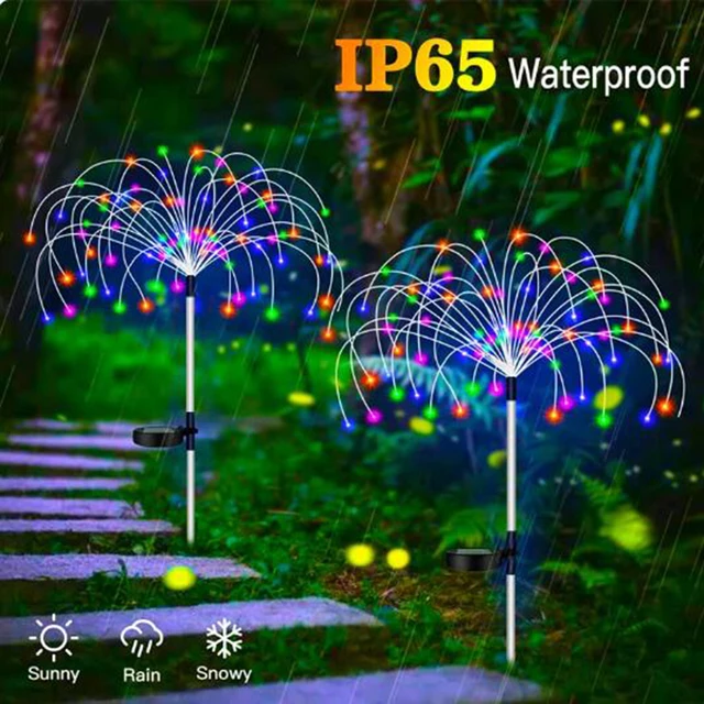 다채로운 야외 조명으로 분위기를 연출하세요.