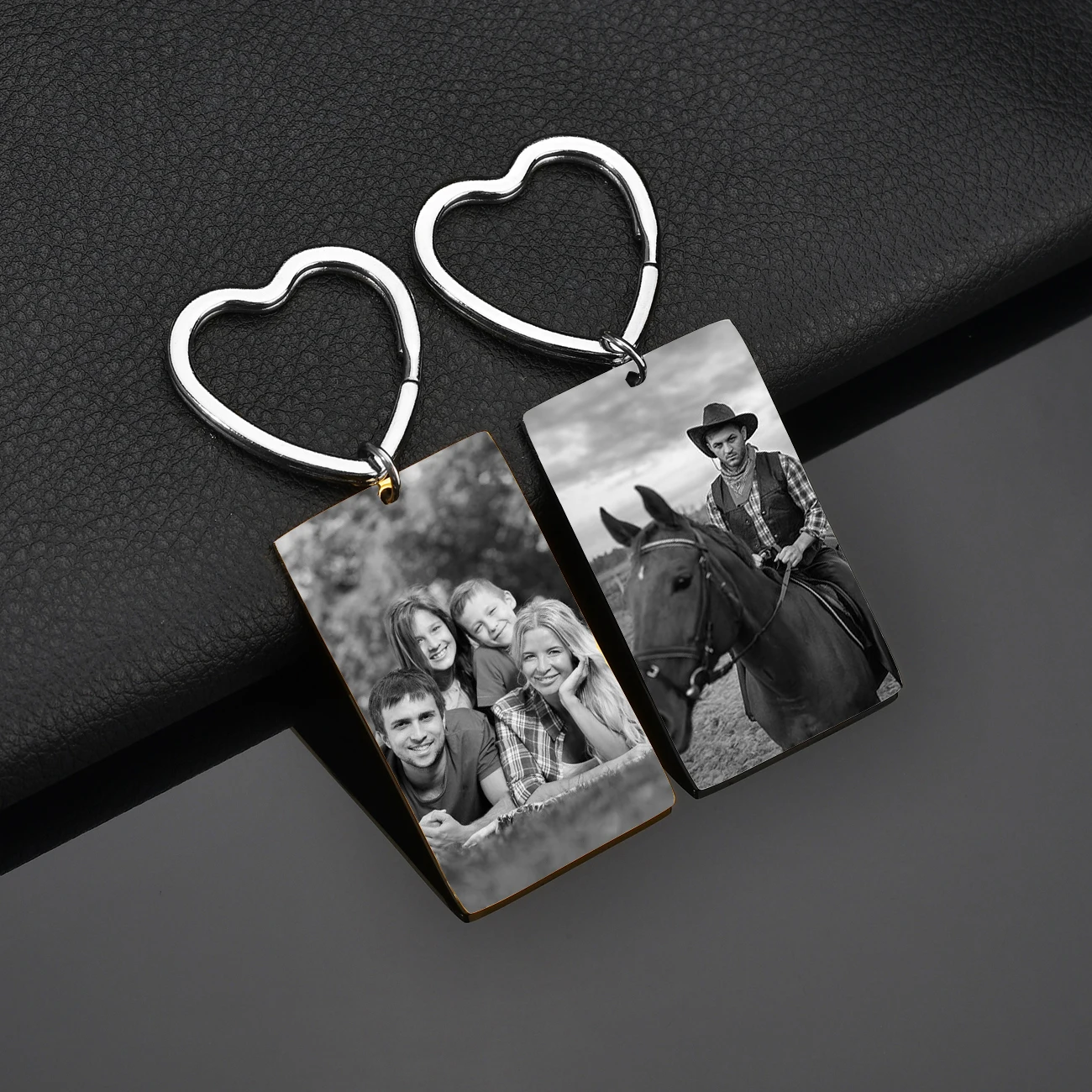 

Personalized Engraved Photo Keychains Stainless Steel Engraved Name Date Picture Tag Rectangle Keyrings Couple Kids Jewelry Gift