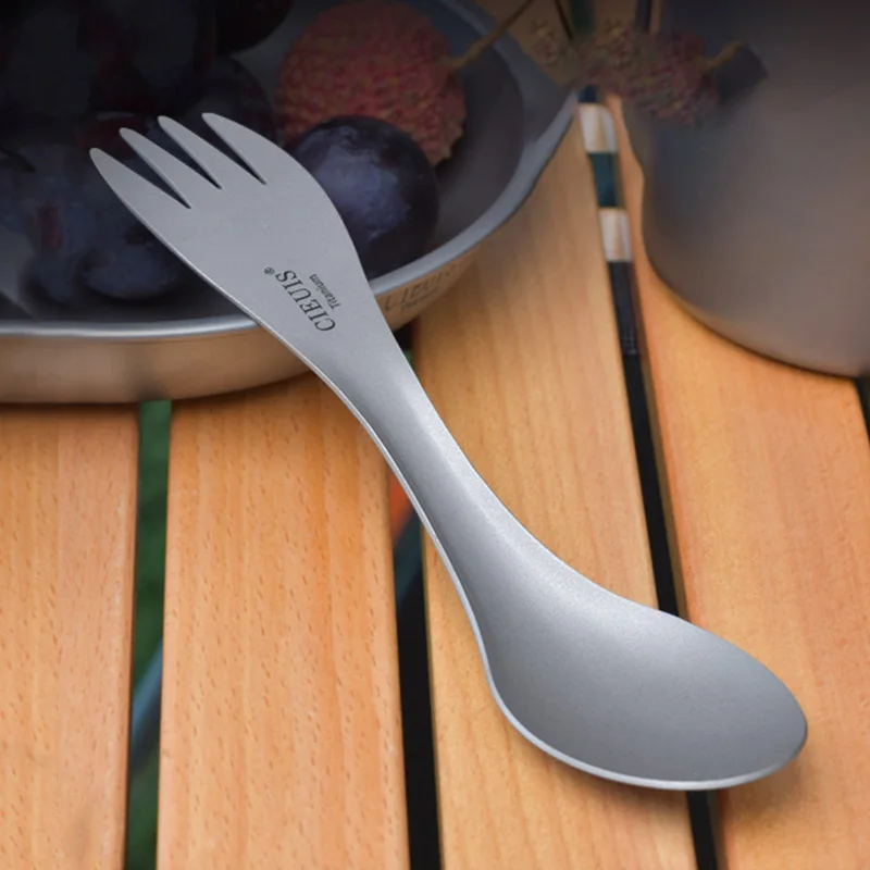 

2 in 1 Titanium Fork Spoon Outdoor Portable Camping Picnic Tableware Ultralight High Temperature Resistant Camping Cutlery