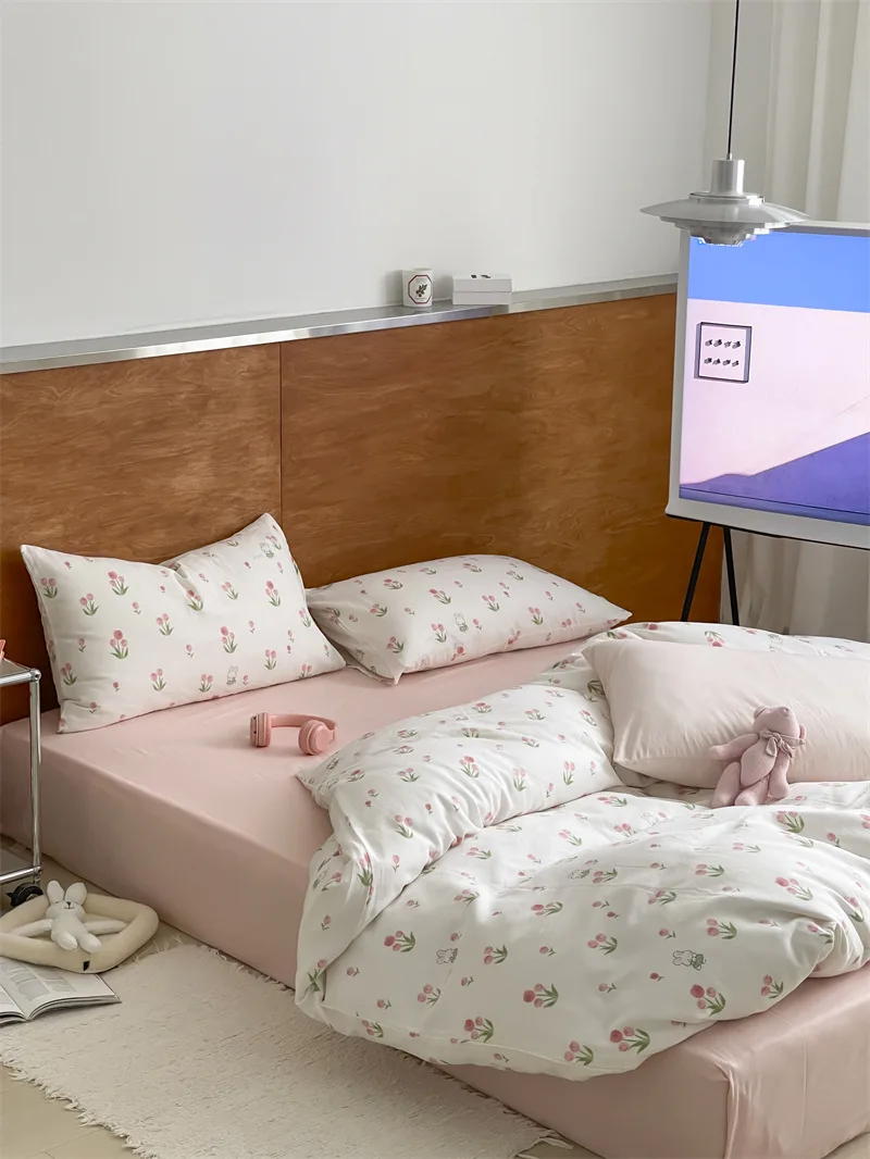 

A-class skin friendly mother and baby pure cotton double-layer yarn four piece set with retro floral all cotton bed sheets, duve