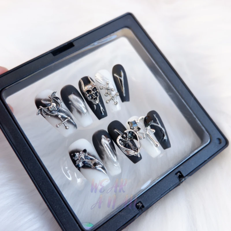 

10PCS Handmade Wearable Fake Nails Gothic Black Design With Skull Cross Decoration Reusable Acrylic Charm Nails Art Tips