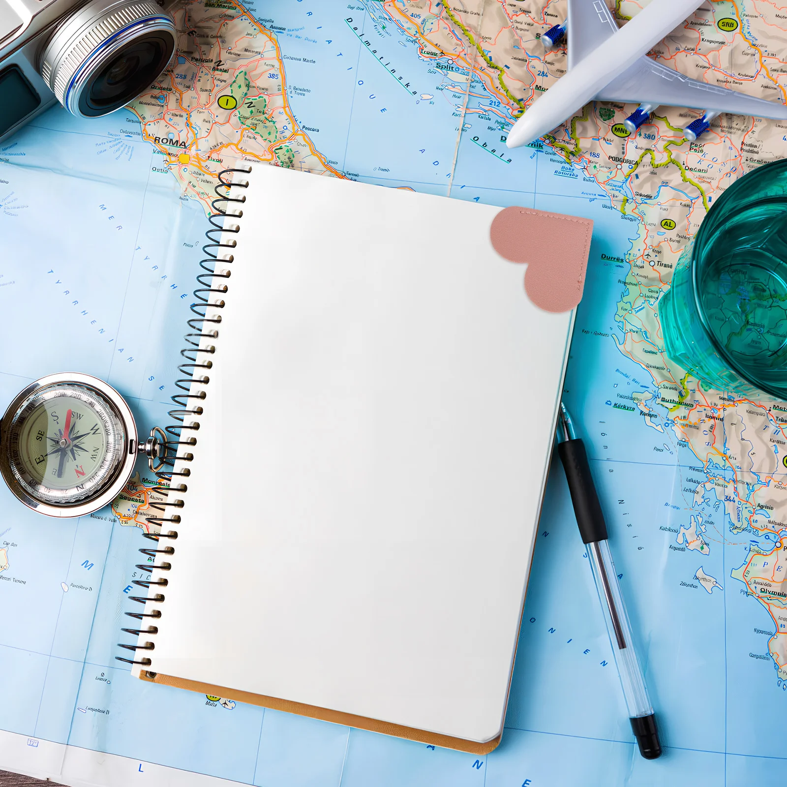 12 יחידות סימניות Pu פינה חמודה למחזיק עמודים לאוהבי ספרים אביזרי קריאה לב משולש חבילת סימניות יפות