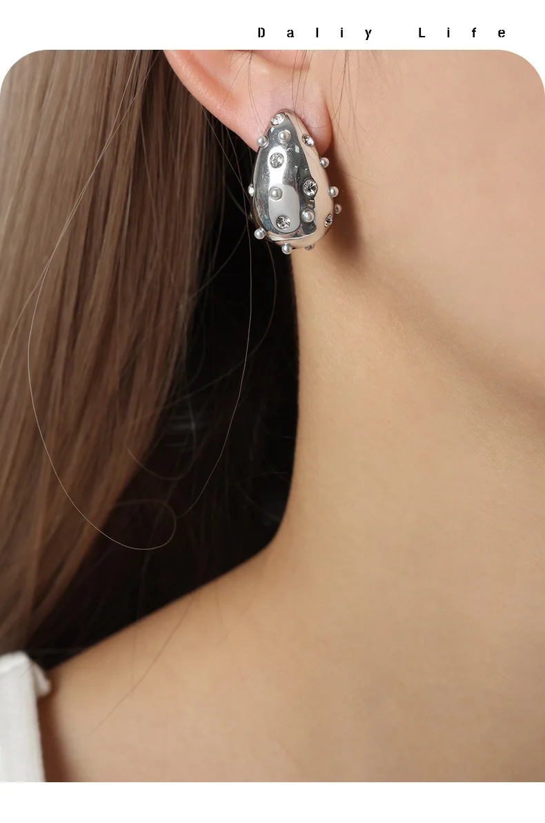 Wassertropfen-Ohrringe für Damen, luxuriös, Edelstahl, vergoldet, Zirkon-Ohrringe, Zubehör, wasserdichter Schmuck – Detail 5