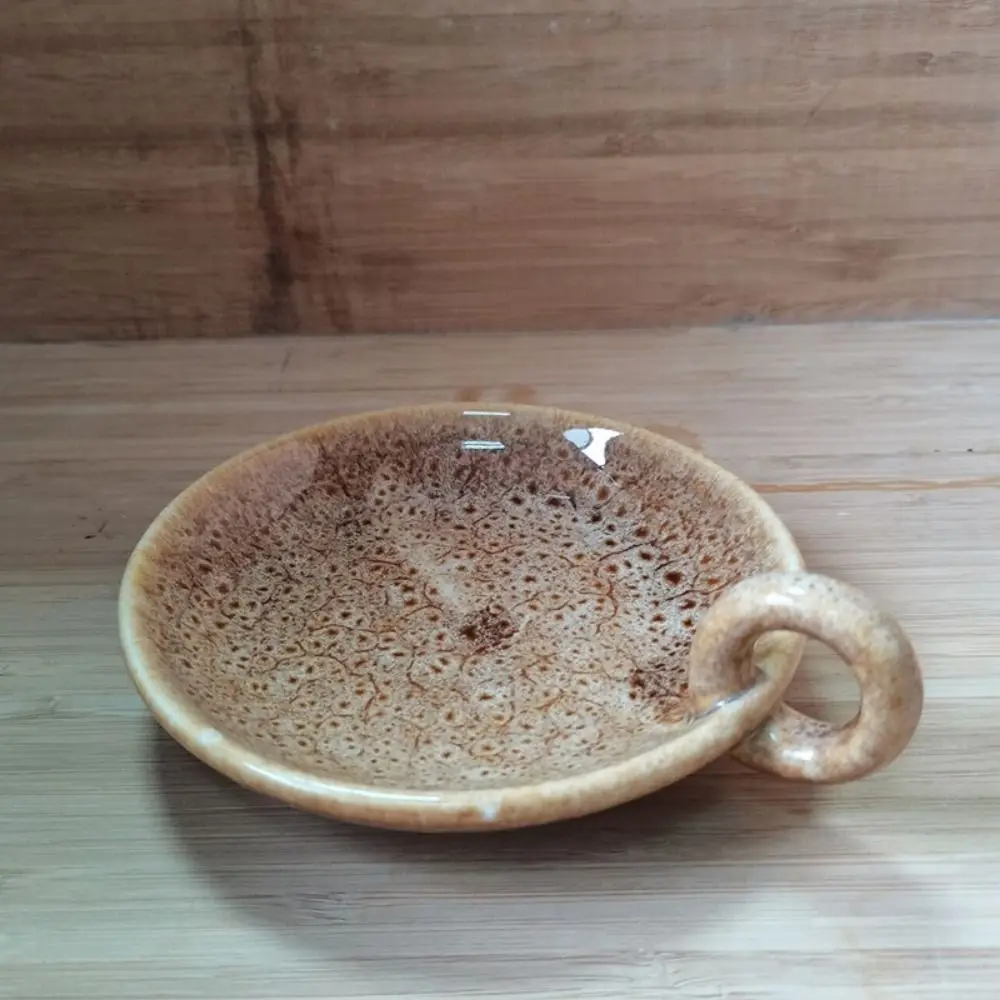 Creative Round Ceramic Candle Plate Retro Style Decorative Candlelight Stand with Handle Candle Holder Fireplace