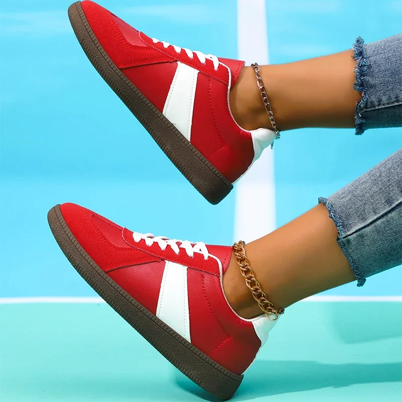 Women's Comfort Flat Heel Non-Slip Sneakers - Breathable Soft Sole Lace-Up Sports Shoes